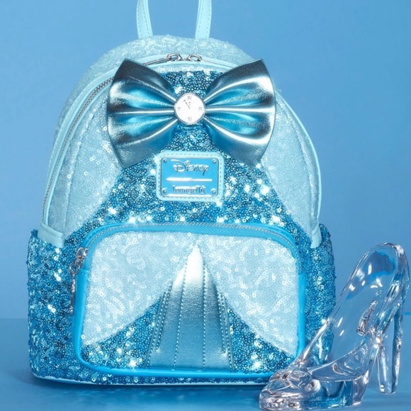 Loungefly Cinderella sequin backpack Nwt - Picture 1 of 6